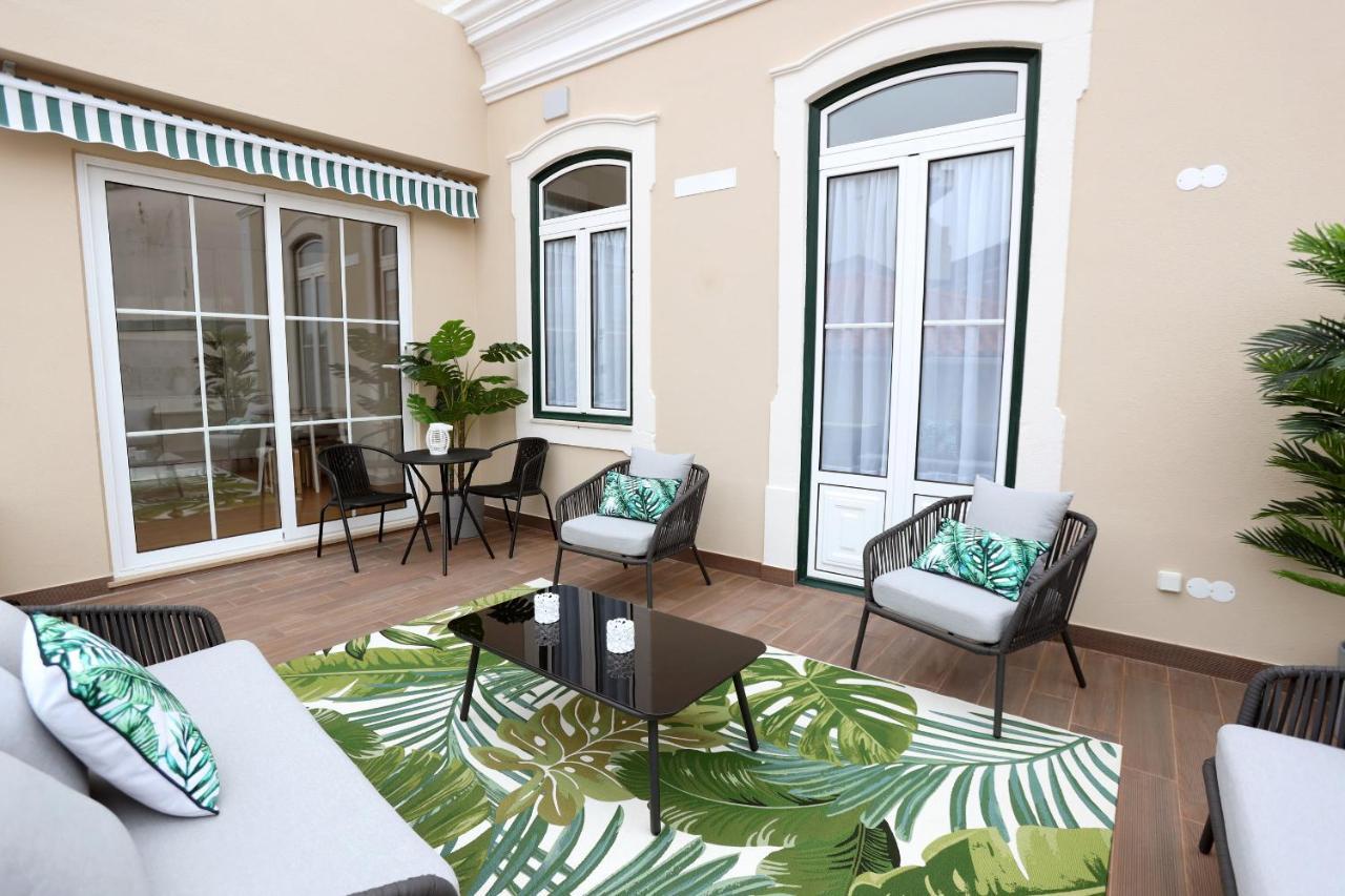 Glass Boutique - Rooms & Suites Marinha Grande Exteriör bild