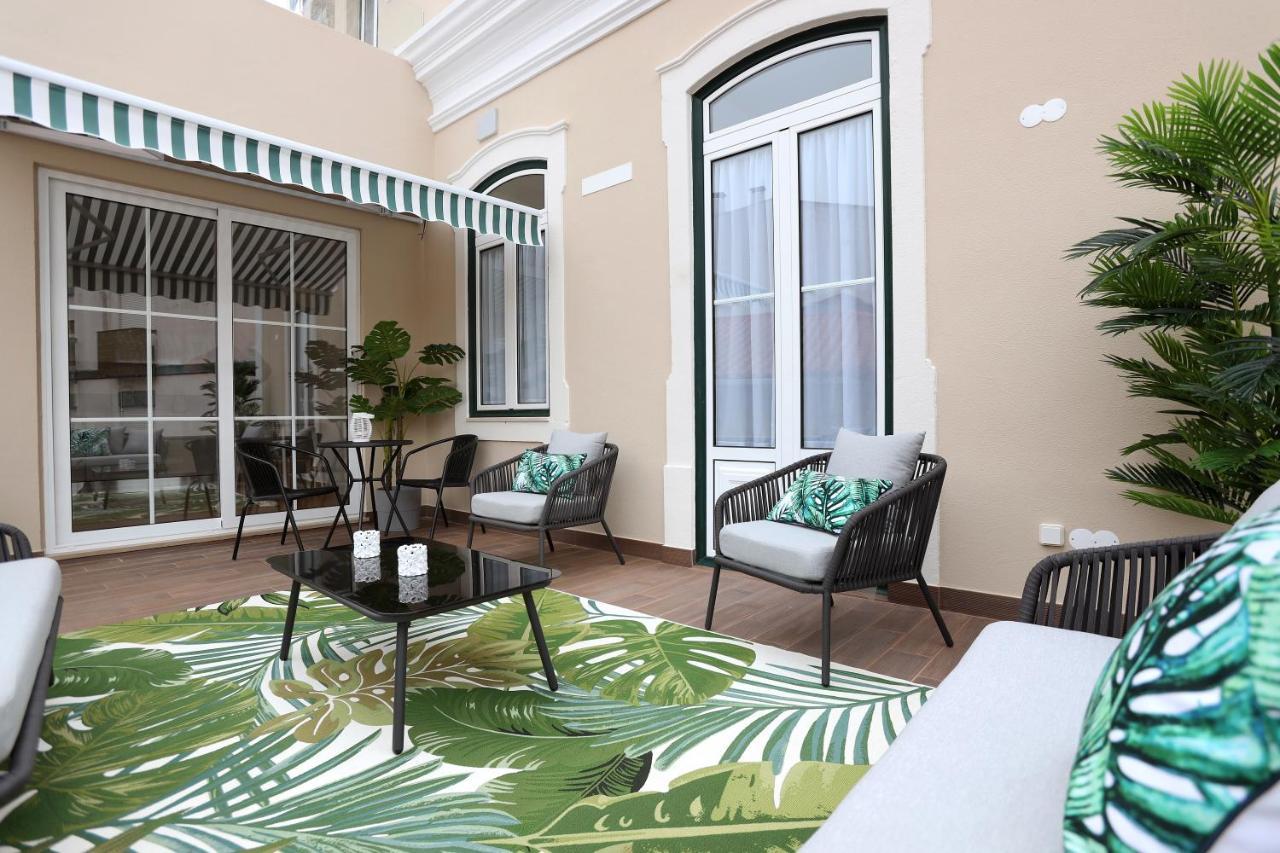 Glass Boutique - Rooms & Suites Marinha Grande Exteriör bild