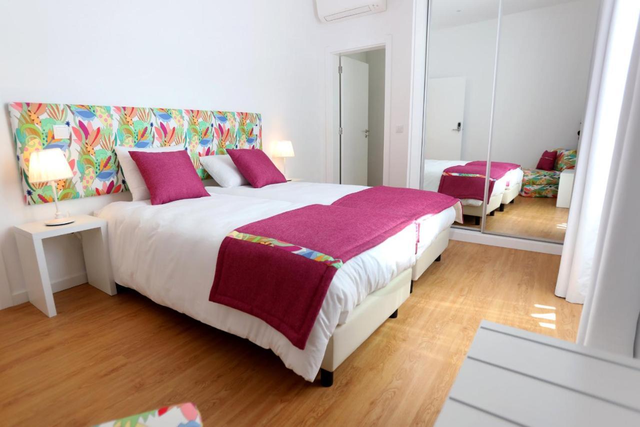 Glass Boutique - Rooms & Suites Marinha Grande Exteriör bild