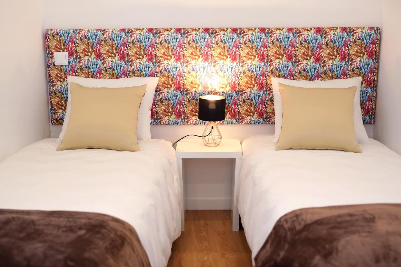 Glass Boutique - Rooms & Suites Marinha Grande Exteriör bild